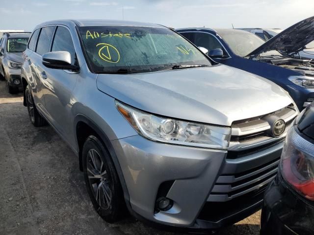 2018 Toyota Highlander LE