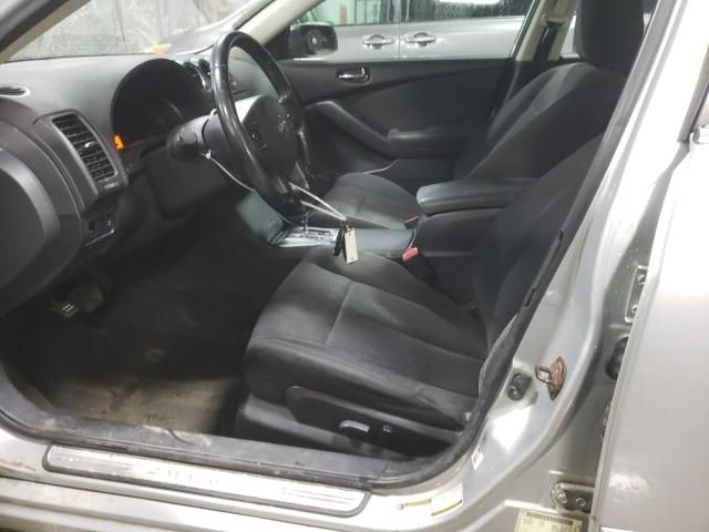 2010 Nissan Altima Base