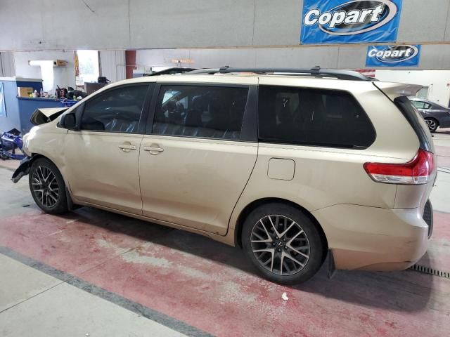 2011 Toyota Sienna XLE