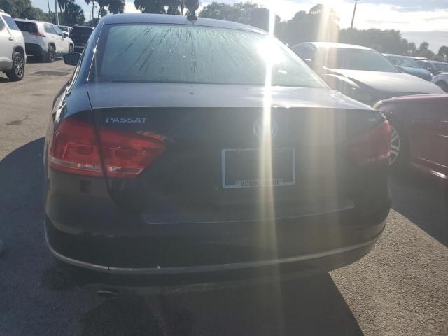 2013 Volkswagen Passat SEL