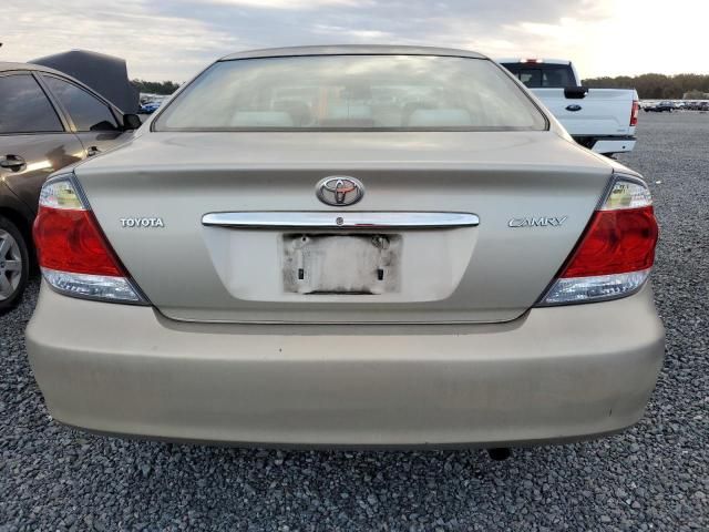 2005 Toyota Camry LE