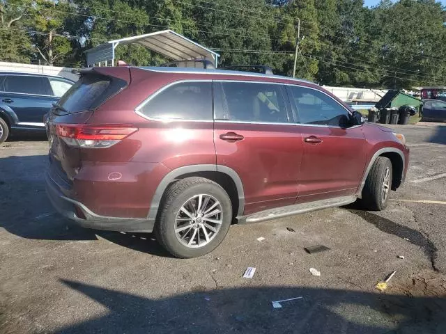 2018 Toyota Highlander SE