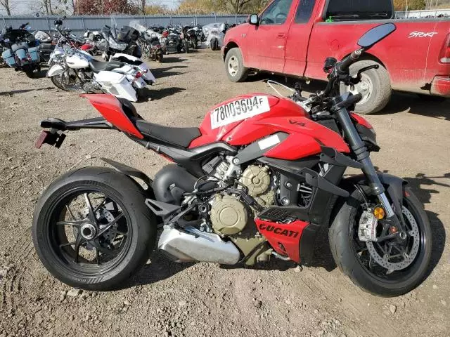 2023 Ducati Streetfighter V4