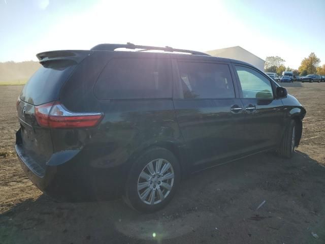 2017 Toyota Sienna XLE