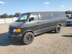 Lotes con ofertas a la venta en subasta: 2001 Dodge RAM Wagon B3500