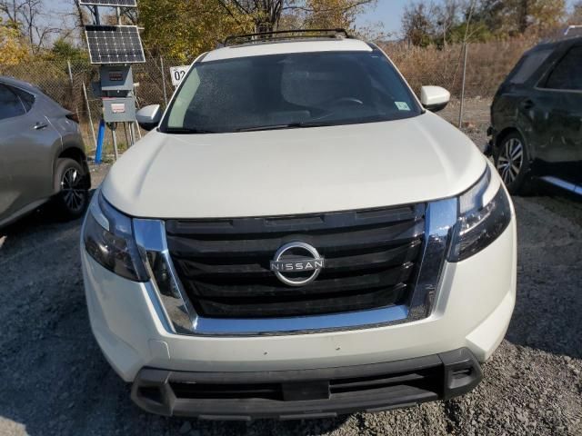 2023 Nissan Pathfinder SV