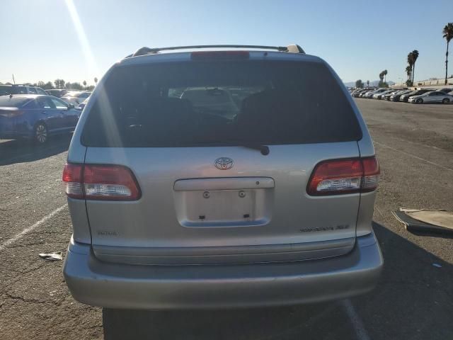 2002 Toyota Sienna LE