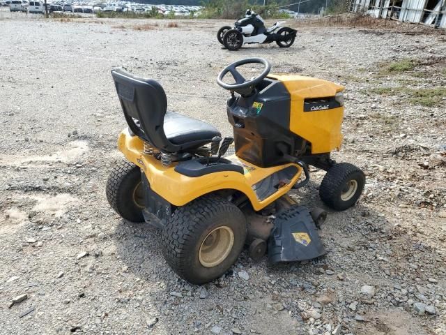 2016 CUB Lawn Mower