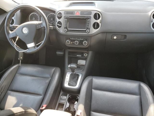 2010 Volkswagen Tiguan SE