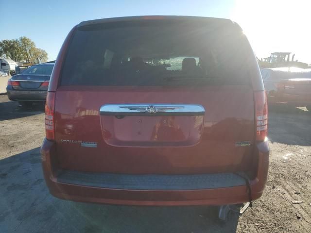 2008 Chrysler Town & Country LX