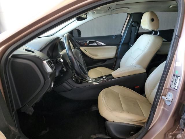 2017 Infiniti QX30 Base