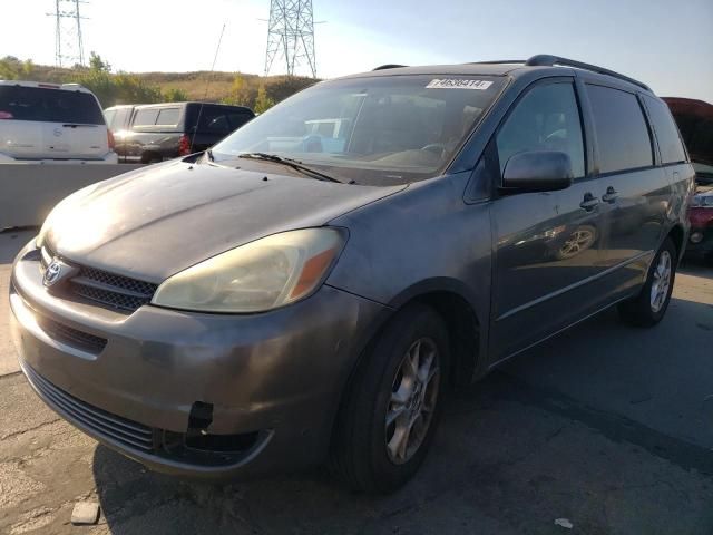 2005 Toyota Sienna LE