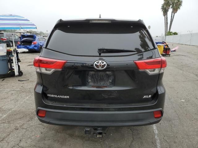 2018 Toyota Highlander SE