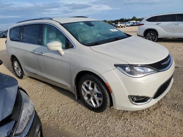 2017 Chrysler Pacifica Touring L Plus