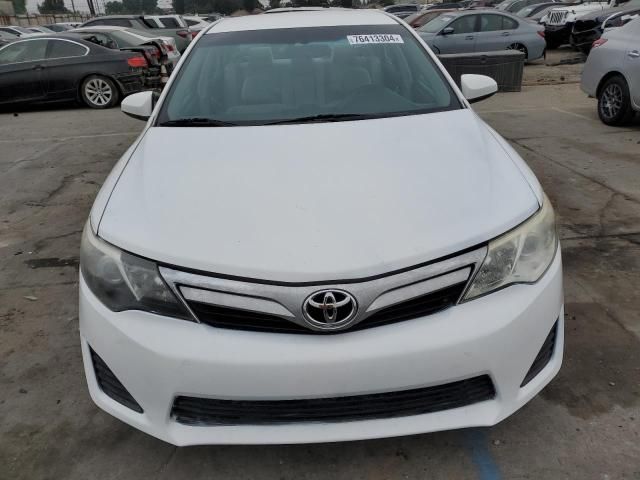 2014 Toyota Camry Hybrid