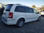 2009 Chrysler Town & Country Limited