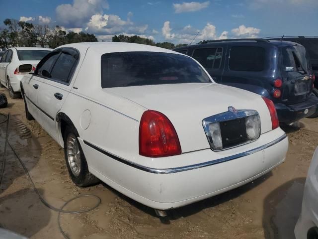 1998 Lincoln Town Car Signature