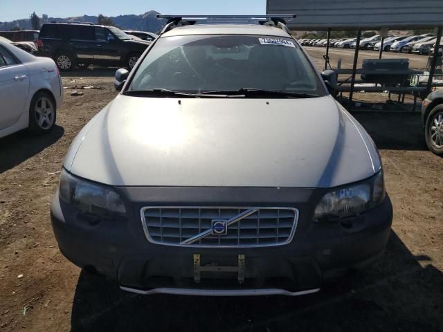 2004 Volvo XC70