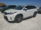 2017 Toyota Highlander SE