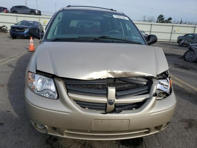 2005 Dodge Grand Caravan SXT