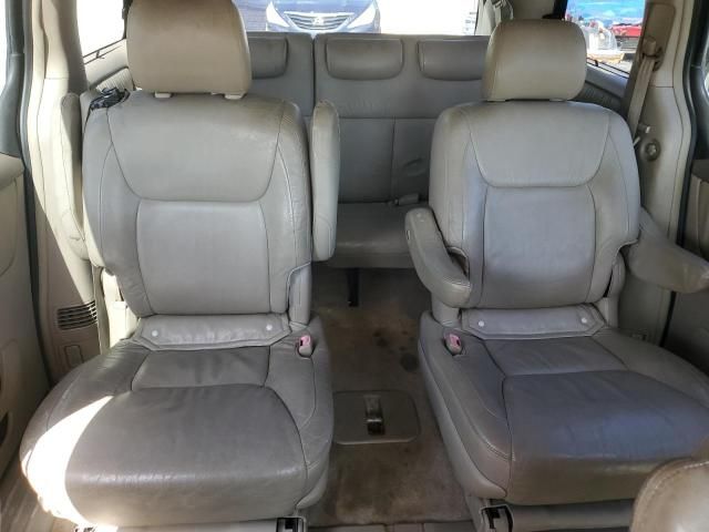 2005 Toyota Sienna XLE