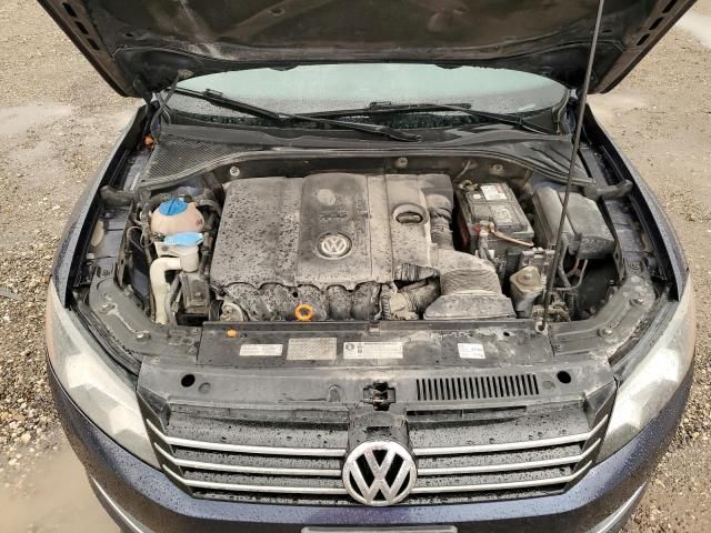 2012 Volkswagen Passat SE