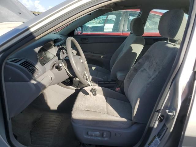 2004 Toyota Camry LE