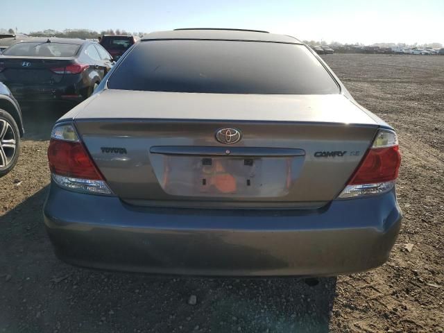 2005 Toyota Camry LE