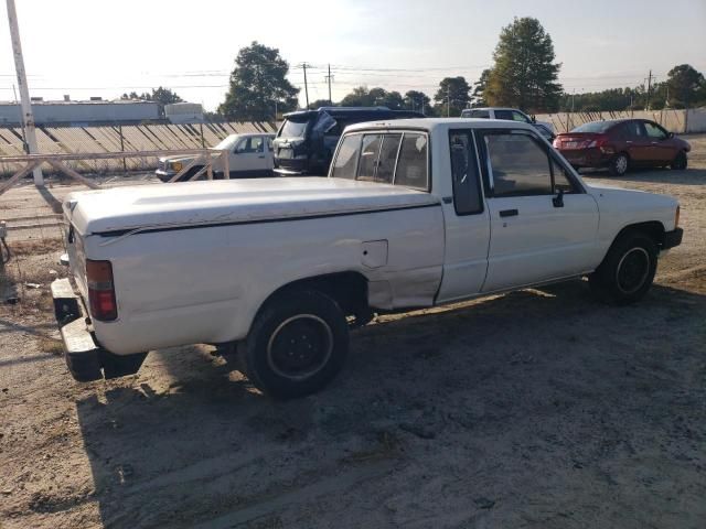 1984 Toyota Pickup Xtracab RN56 SR5