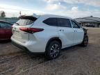 2020 Toyota Highlander Hybrid XLE