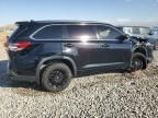 2017 Toyota Highlander SE