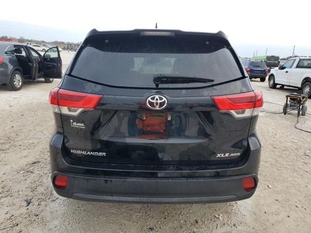 2019 Toyota Highlander SE