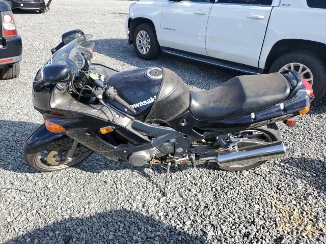 2003 Kawasaki ZX600 E