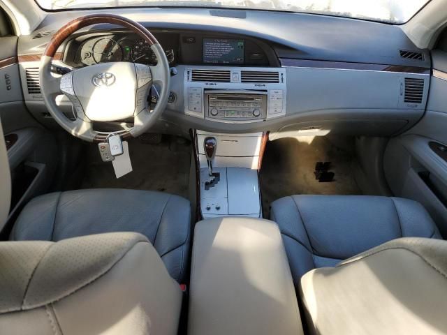 2010 Toyota Avalon XL