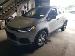 Carros salvage para piezas a la venta en subasta: 2020 Chevrolet Trax 1LT