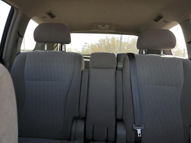 2013 Toyota Highlander Base