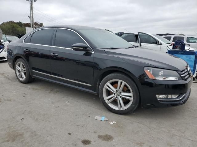 2012 Volkswagen Passat SEL