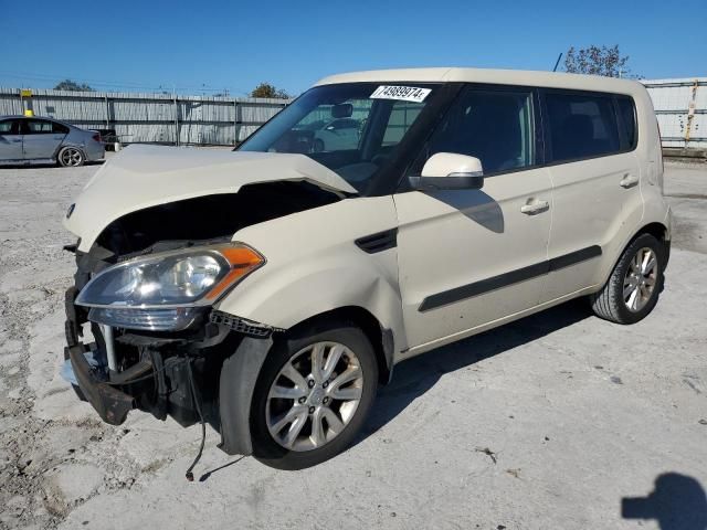 2013 KIA Soul +