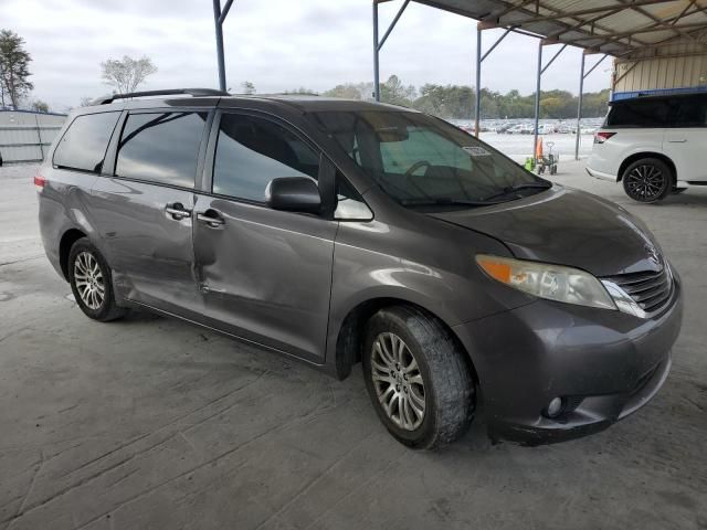 2011 Toyota Sienna XLE