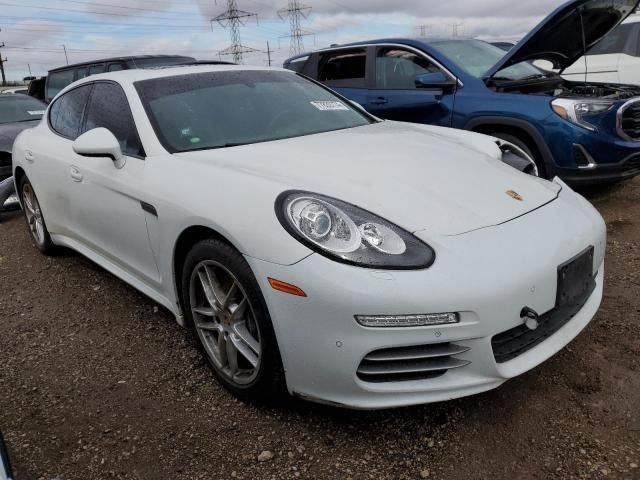 2014 Porsche Panamera 2