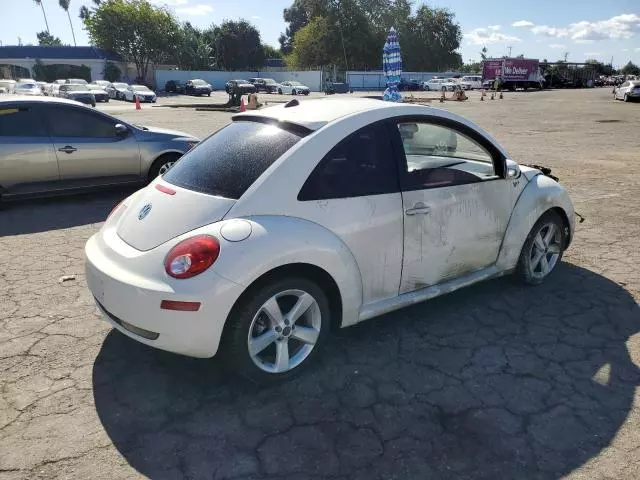 2008 Volkswagen New Beetle Triple White