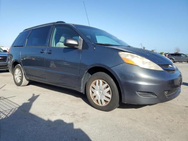 2009 Toyota Sienna CE