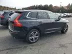 2021 Volvo XC60 T6 Momentum