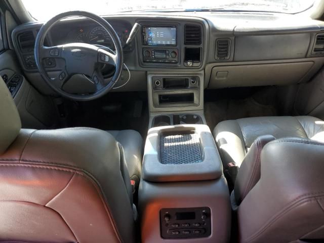 2004 Chevrolet Suburban C1500