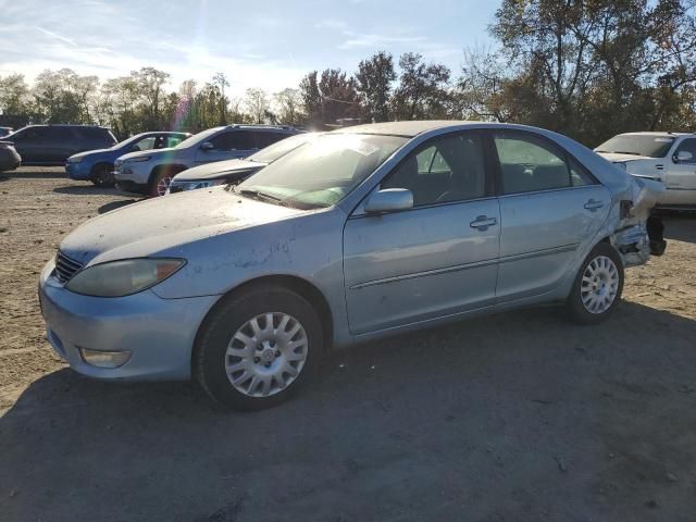 2005 Toyota Camry LE