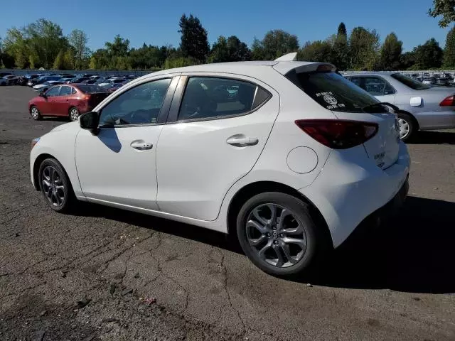 2020 Toyota Yaris LE