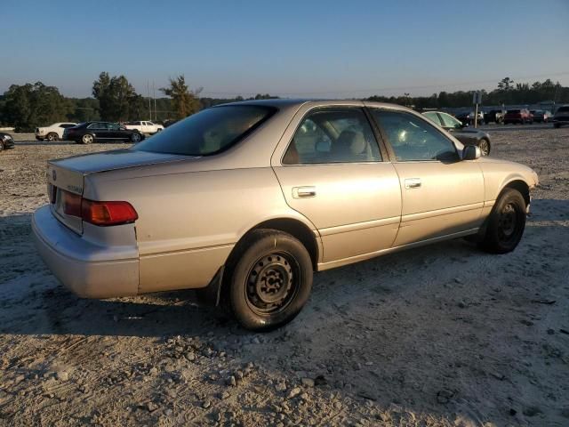 2000 Toyota Camry CE