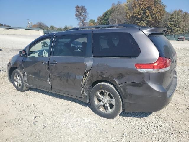 2012 Toyota Sienna LE