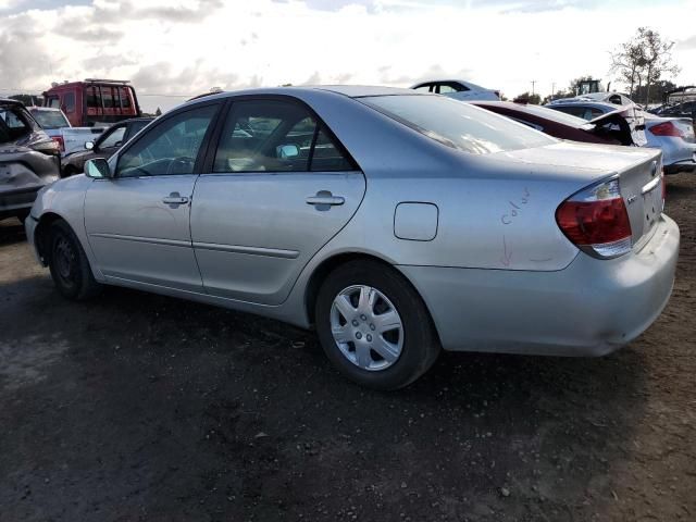 2005 Toyota Camry LE