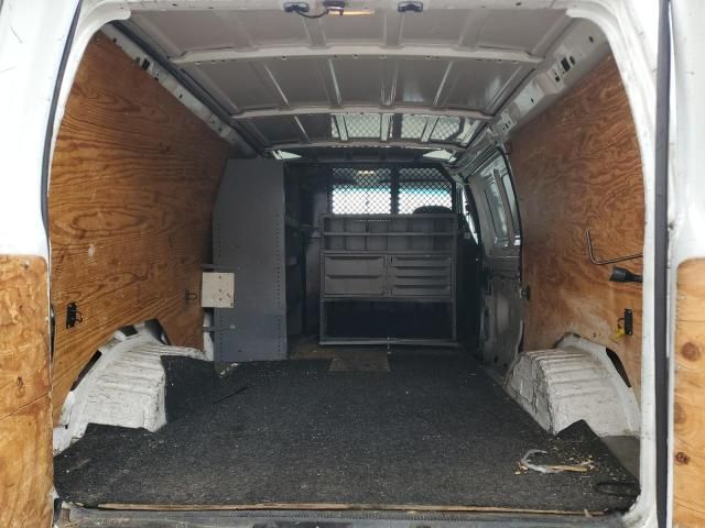 2000 Ford Econoline E250 Van